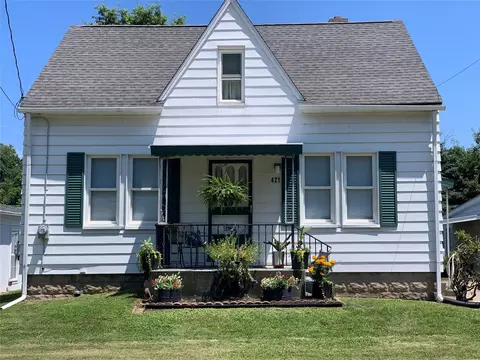 421 Montpelier Ave, Erie, PA 16505