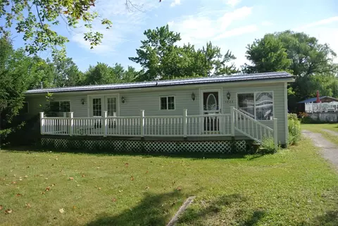 1033 Fair Ave, Erie, PA 16511