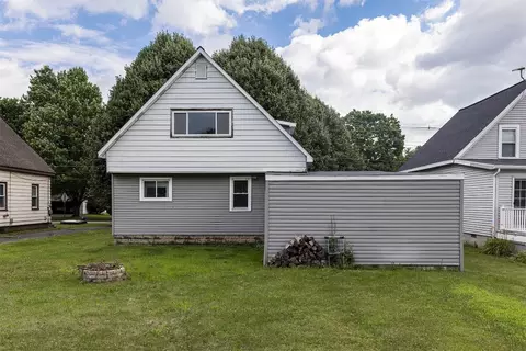 962 E Main St, Corry, PA 16407 photo 2