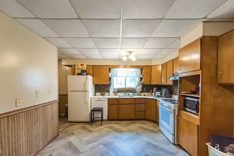 962 E Main St, Corry, PA 16407 photo 7
