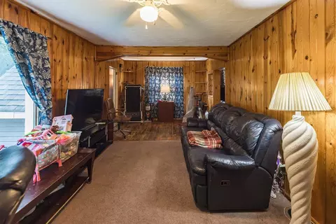 962 E Main St, Corry, PA 16407 photo 9