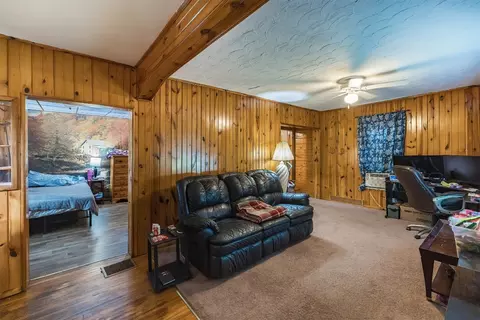 962 E Main St, Corry, PA 16407 photo 11
