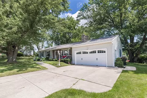 5121 Mill St, Millcreek, PA 16509