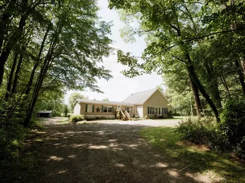 26409 Lincolnville Rd, Union City, PA 16438
