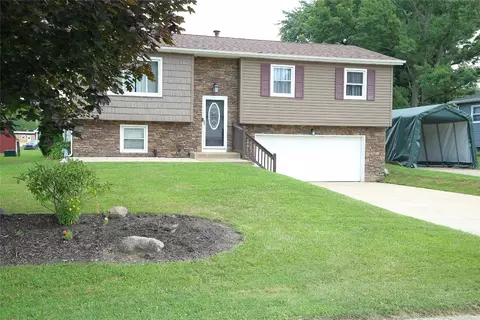 5469 Westgate Dr, Girard, PA 16417