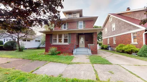 152 E 37th St, Erie, PA 16504