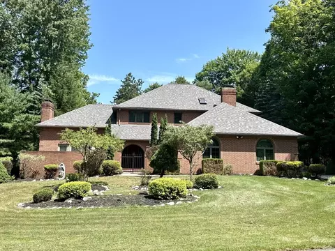 502 Shadow Oaks Dr, Meadville, PA 16335