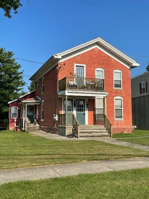 2 Market St, Albion, PA 16401