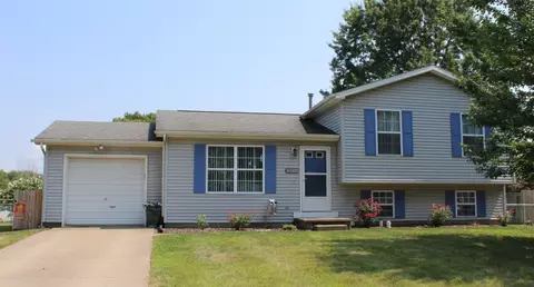 10335 N Park Dr, Lake City, PA 16423