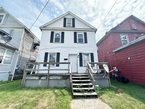 919 Hess Ave, Erie, PA 16502