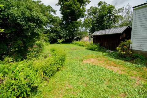 207 E Smith St, Corry, PA 16407 photo 4