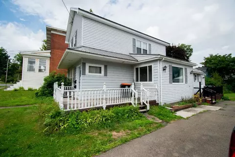 207 E Smith St, Corry, PA 16407 photo 3