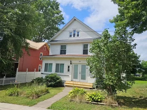 760 Stewart St, Meadville, PA 16335