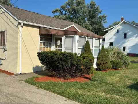 2227 Eastern Ave, Erie, PA 16510