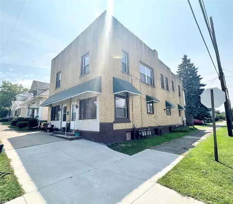 2702 Brandes St, Erie, PA 16504