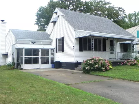 810 E 36th St, Erie, PA 16504