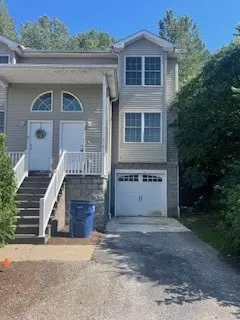 4181 Wood Hills Dr #C45, Erie, PA 16510