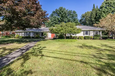 269 N Main St, Meadville, PA 16335