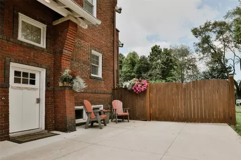 35 E Smith St, Corry, PA 16407 photo 5