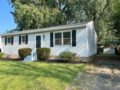 3045 W 22nd St, Erie, PA 16506