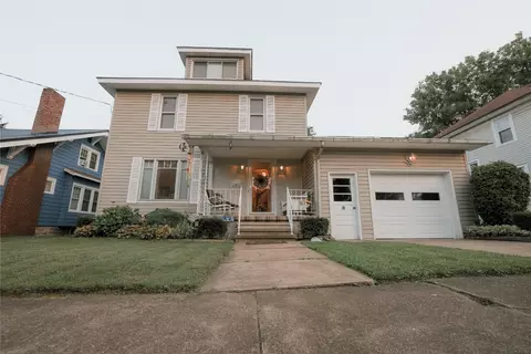 30 W Congress St, Corry, PA 16407