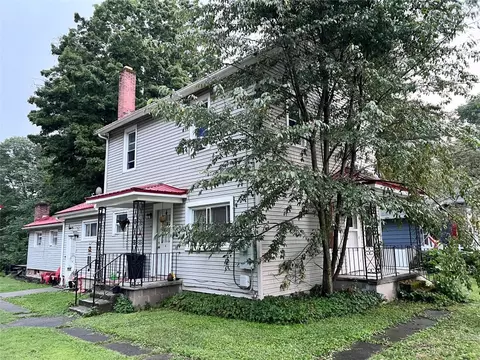 106 Gibson Ln, Edinboro, PA 16412