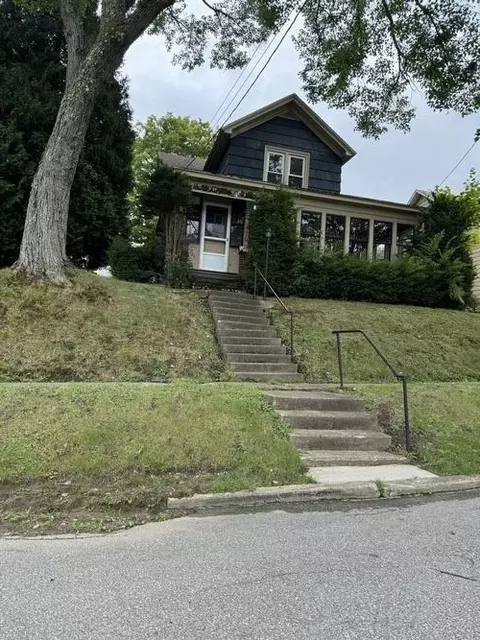 205 Breed St, Titusville, PA 16354