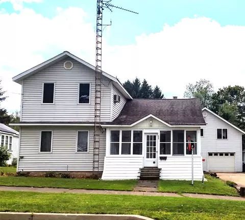 341 S Center St, Corry, PA 16407