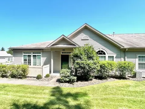 17503 Dawn Ct, Meadville, PA 16335