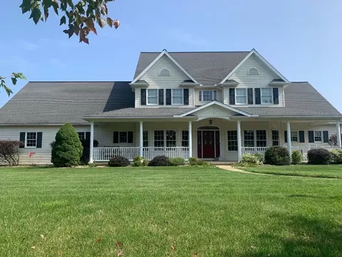 14340 Crescent Ln, Meadville, PA 16335