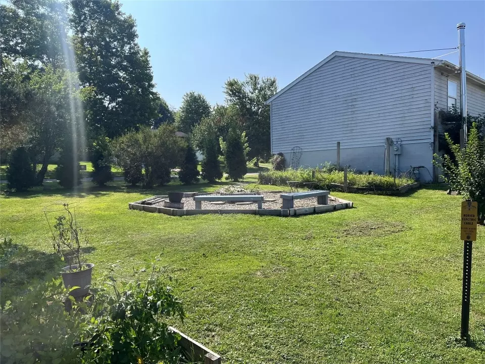  5564 Sunnybrook Dr, Girard, PA 16417 photo 6