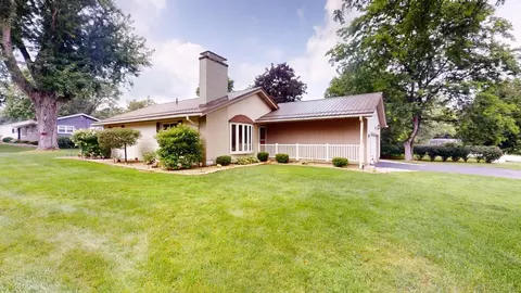 18 Wilson Ave, Meadville, PA 16335