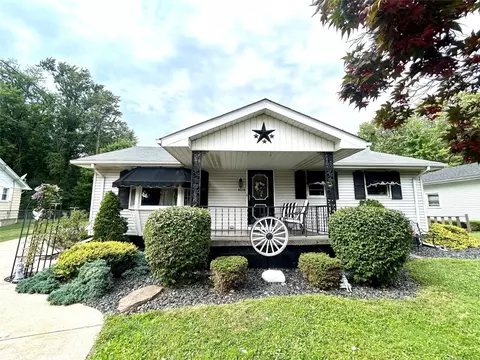 4118 W 28th St, Erie, PA 16506