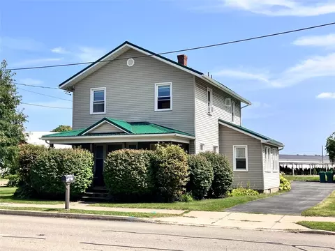 4103 Avonia Rd, Fairview, PA 16415