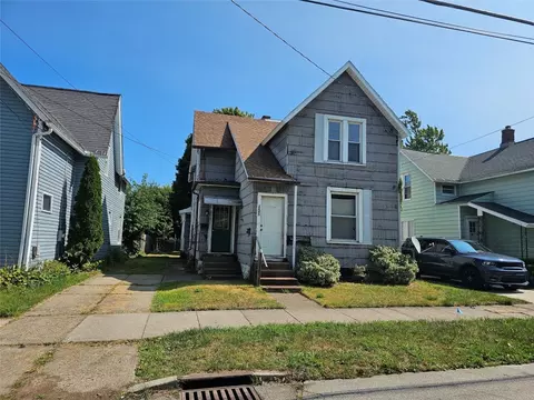 2643 Chestnut St, Erie, PA 16508
