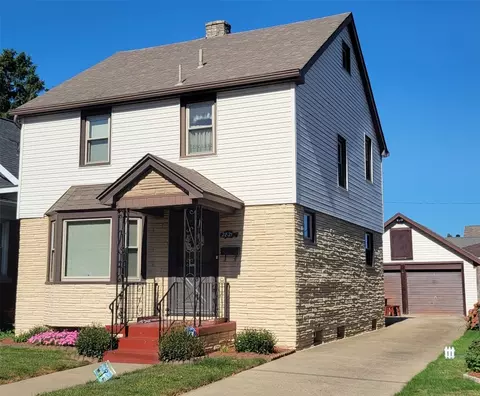 2821 Ash St, Erie, PA 16504
