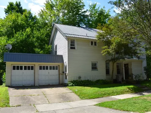 598 Lord St, Meadville, PA 16335