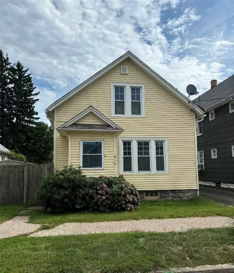 811 W 23rd St, Erie, PA 16502