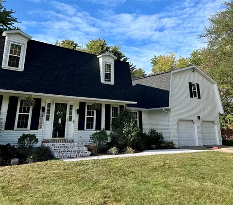 4102 Roxbury Pl, Erie, PA 16506