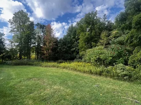 Trimble Stone/ Forest Crossing Drive, Erie, PA 16506