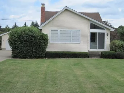 4811 Shannon Rd, Erie, PA 16510