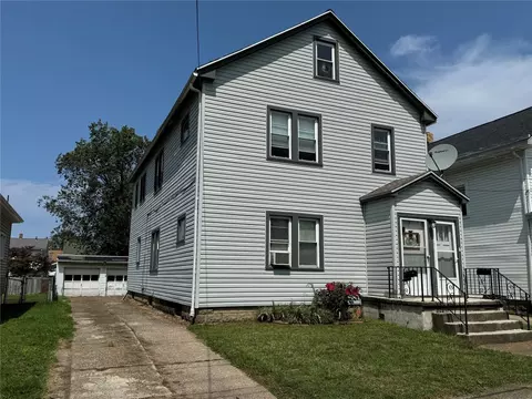 926 W 32nd St, Erie, PA 16508