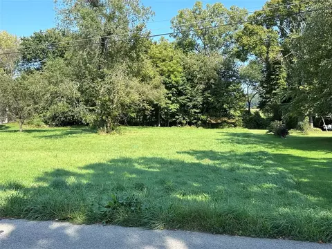 Hollis Road, Meadville, PA 16335