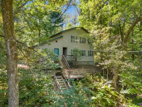 96 Glen Hollow Rd, Venus, PA 16364