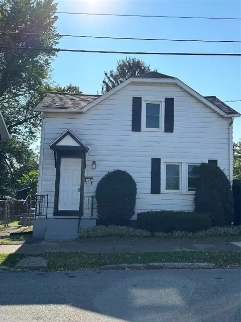 3602 Maple St, Erie, PA 16508