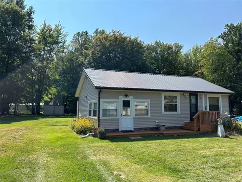 1337 Cayuga Dr, Espyville, PA 16424