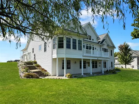 8820 Carson Dr, Waterford, PA 16441