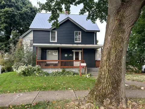 2425 Maple Ave, Lake City, PA 16423