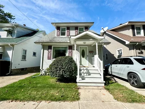 1346 W 32nd St, Erie, PA 16508