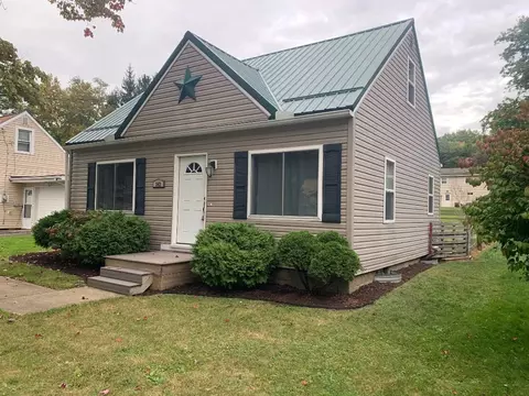 343 Latonia Ave, Meadville, PA 16335